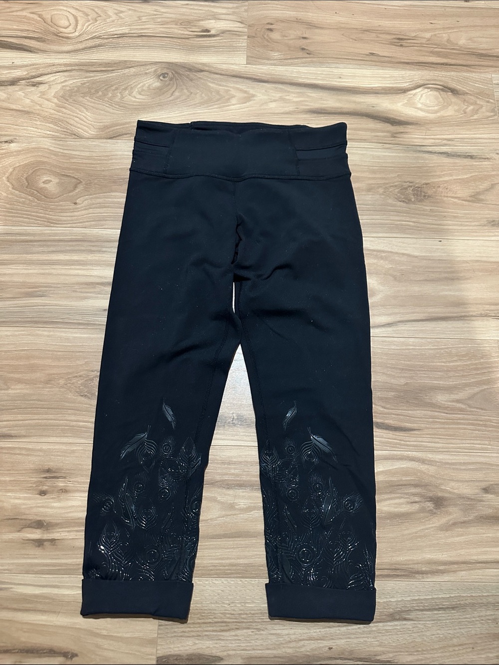 lululemon athletica Black Capri Leggings with Subtle Lower-Leg Print